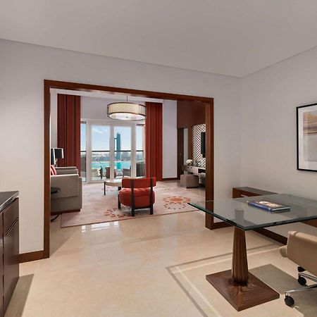 Rixos Marina Abu Dhabi Hotel Exterior photo A suite at the hotel