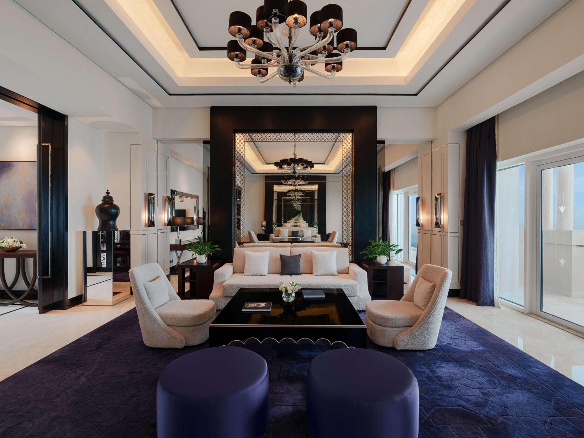 Rixos Marina Abu Dhabi Hotel Exterior photo The interior of a suite at the Atlantis, The Royal