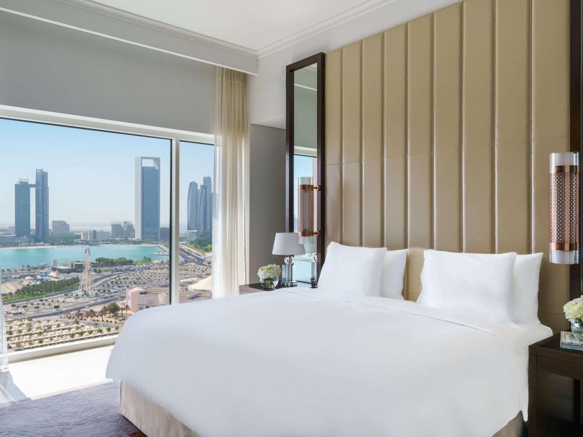 Rixos Marina Abu Dhabi Hotel Exterior photo A bedroom at the hotel